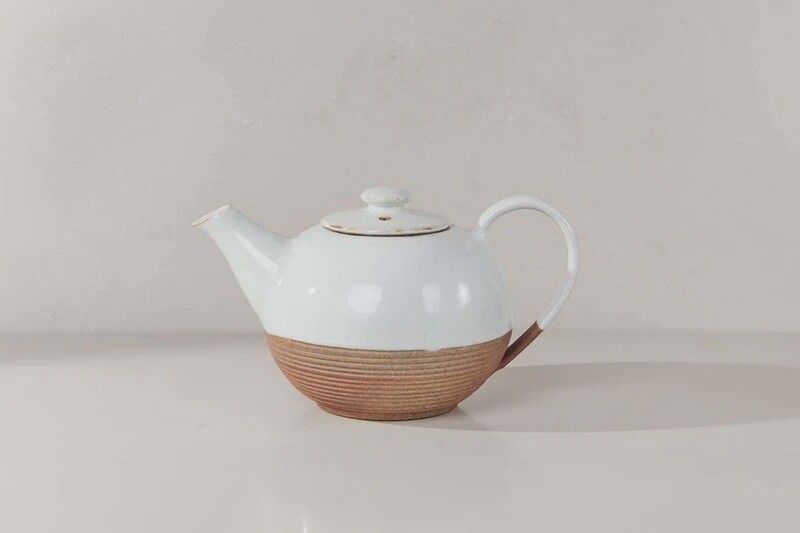 Mali Ribbed Teapot