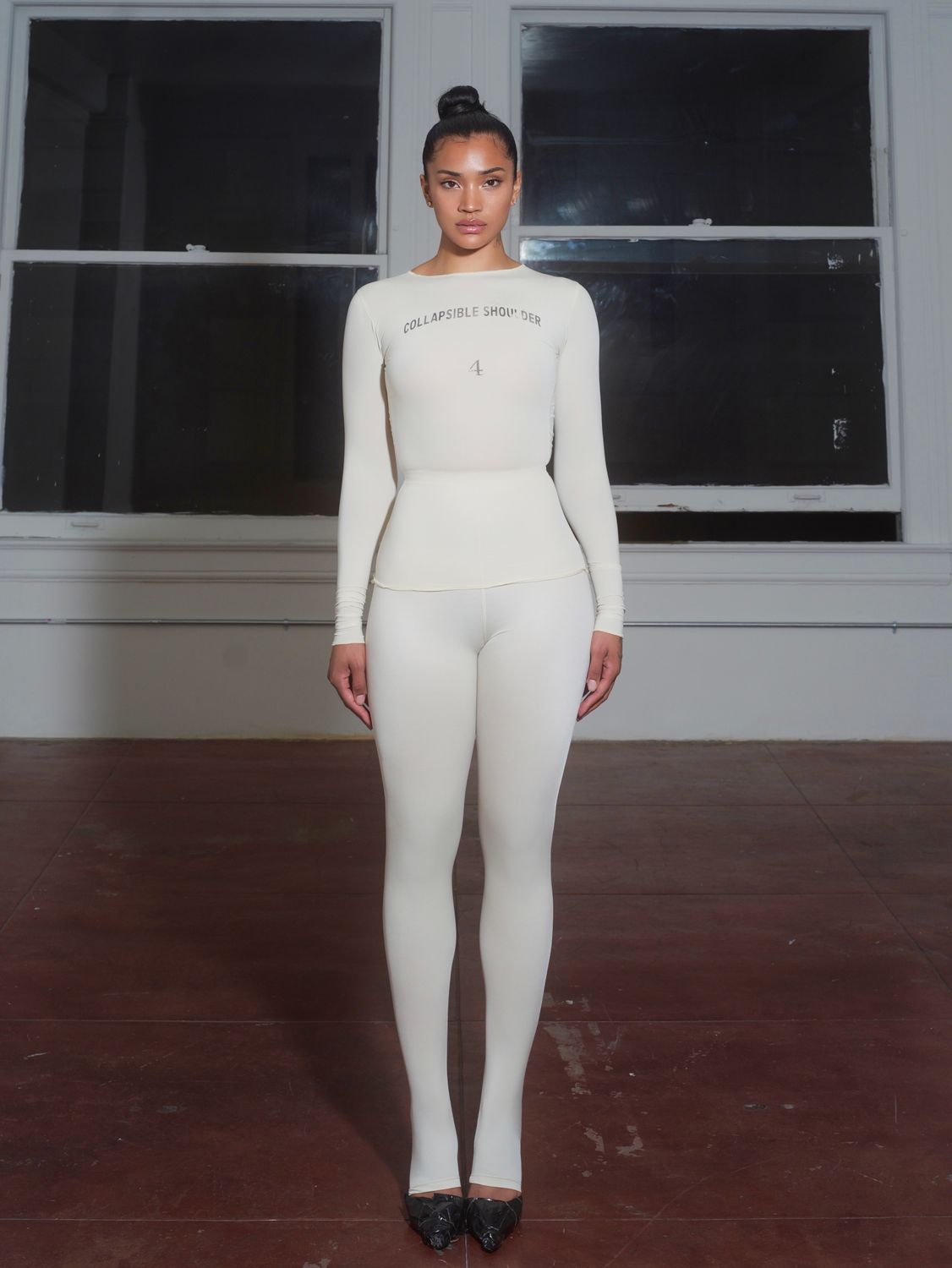 Wear Court-Side (SET)