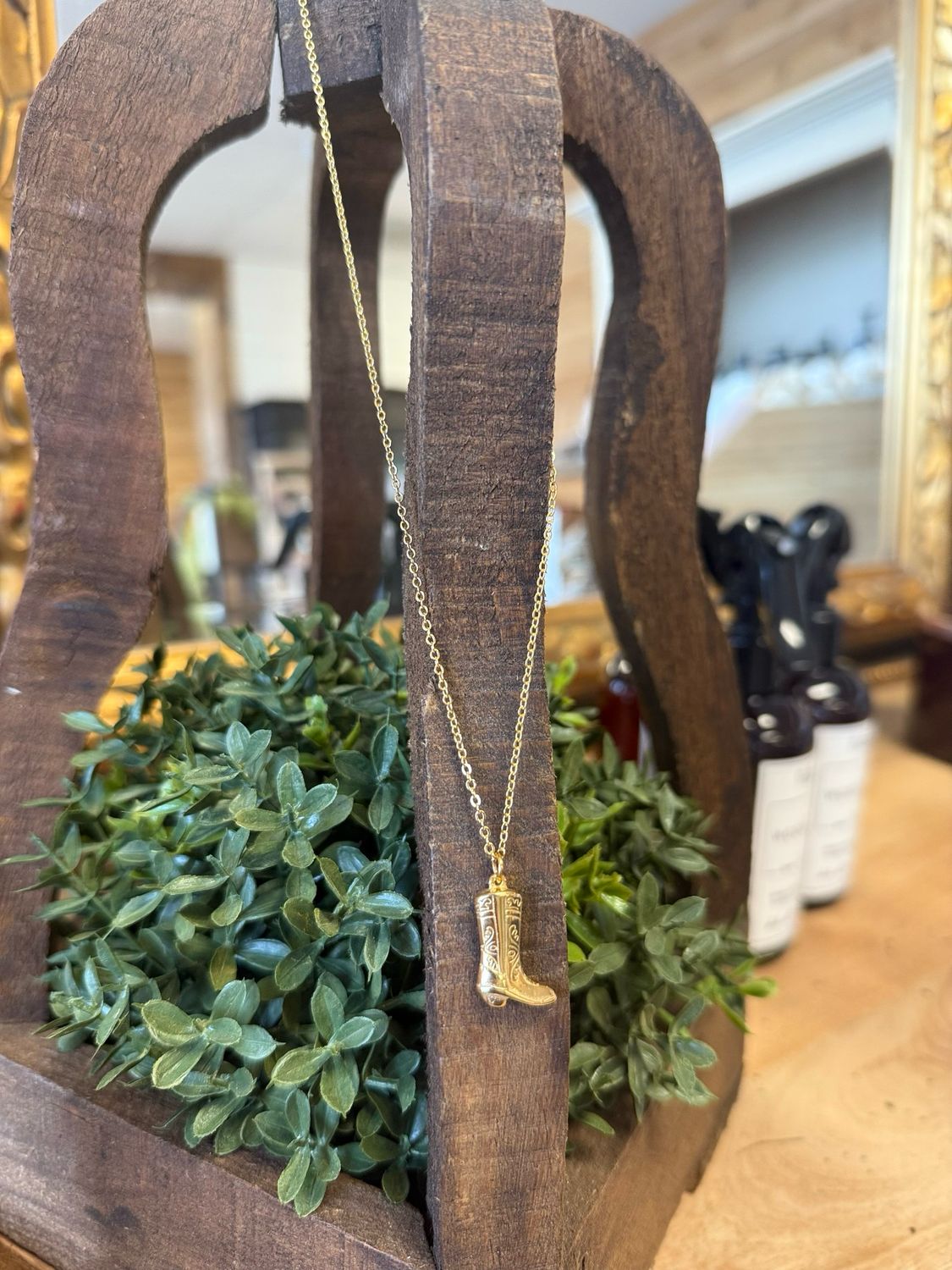 Dolly Boot Necklace