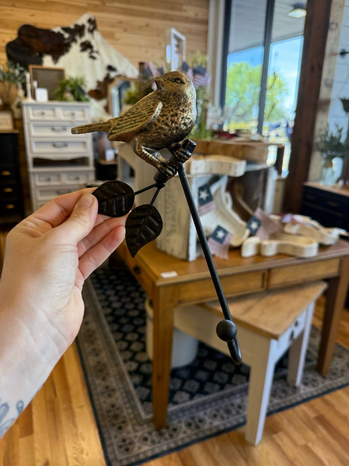 Gold and Black Bird Hook