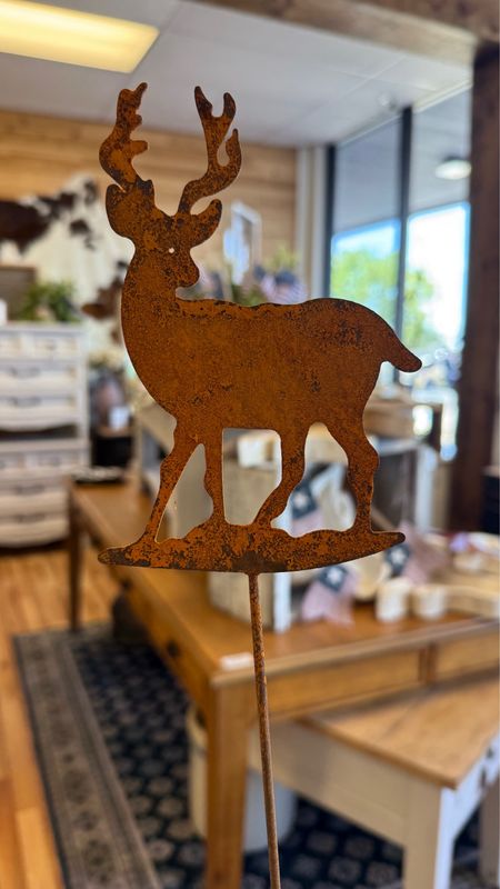 Deer Garden Pick