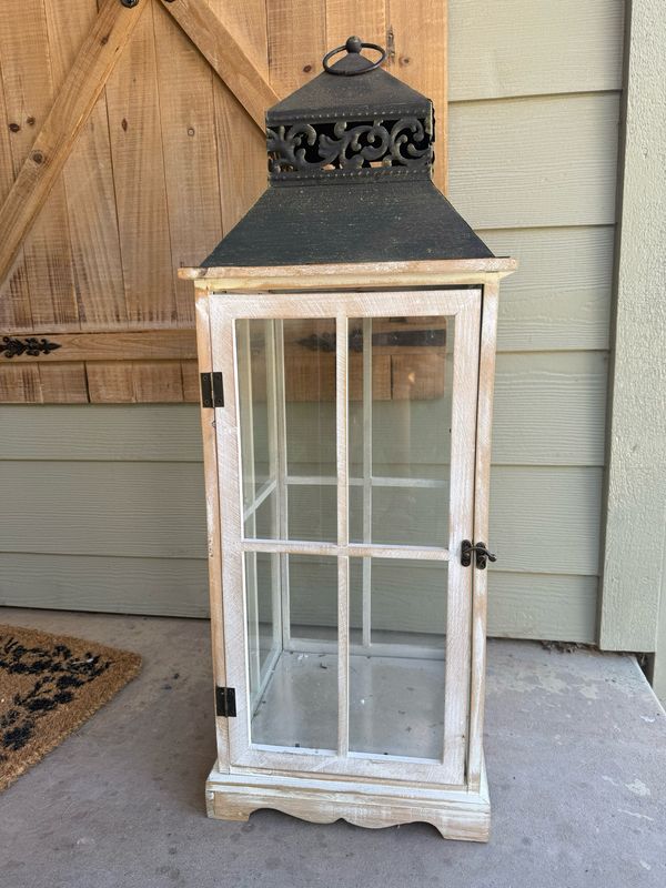 RENTAL- Large Shabby Chic Lantern
