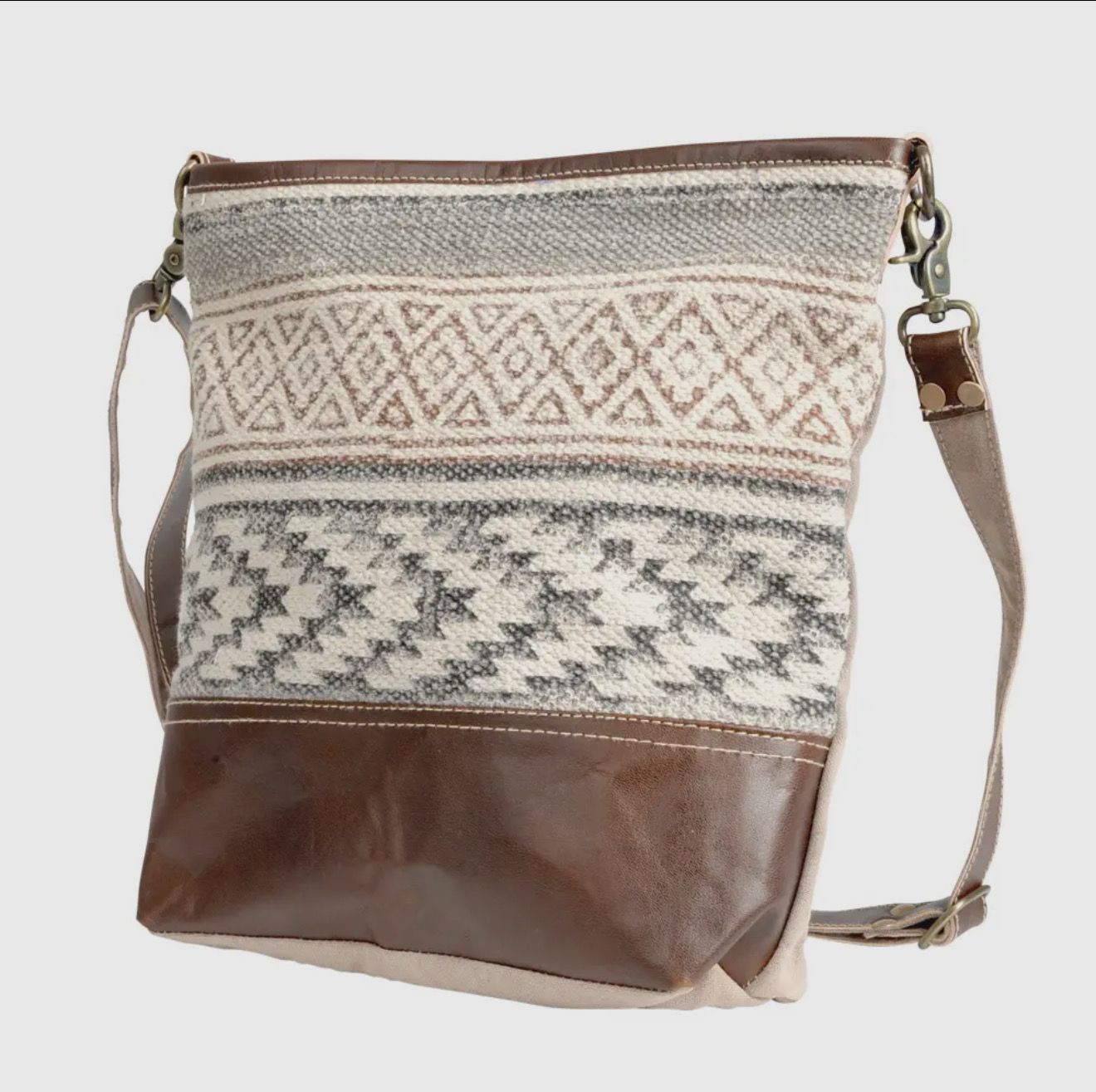 Vintage Tapestry Style Crossbody