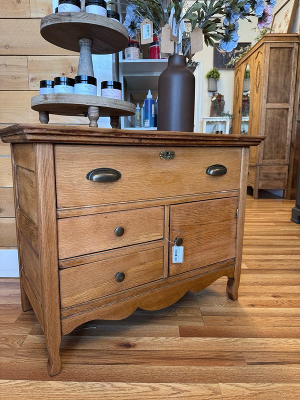 Antique Dry Sink