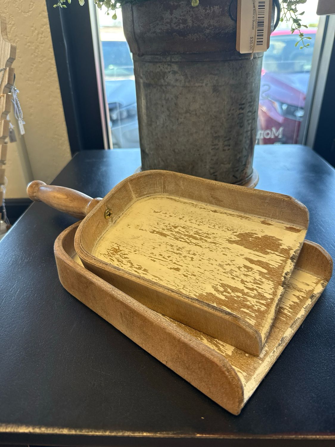 Wood Rustic Scoop