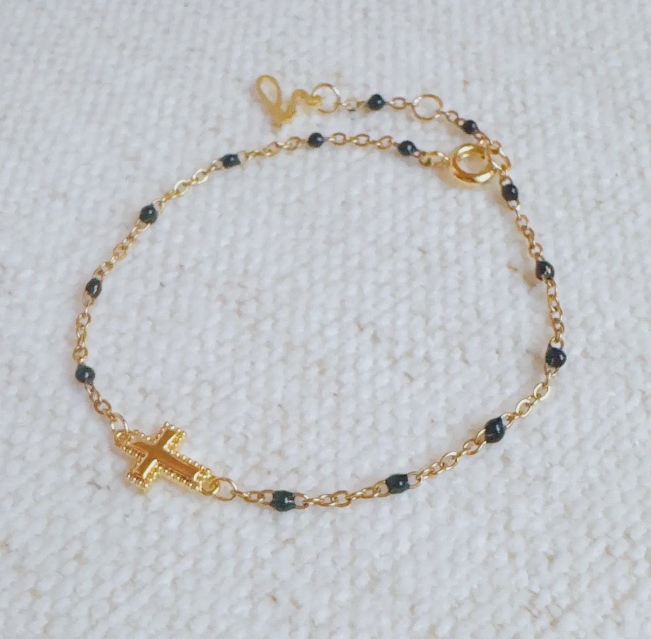 Dainty Cross Bracelet