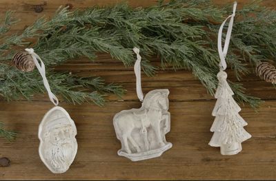 Mold Ornament