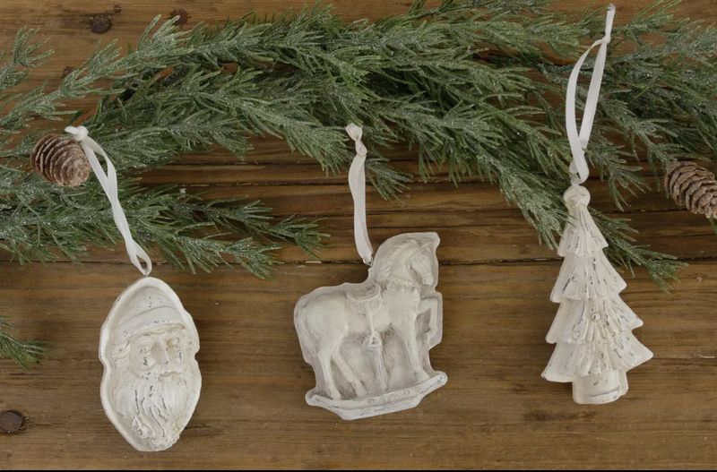 Mold Ornament