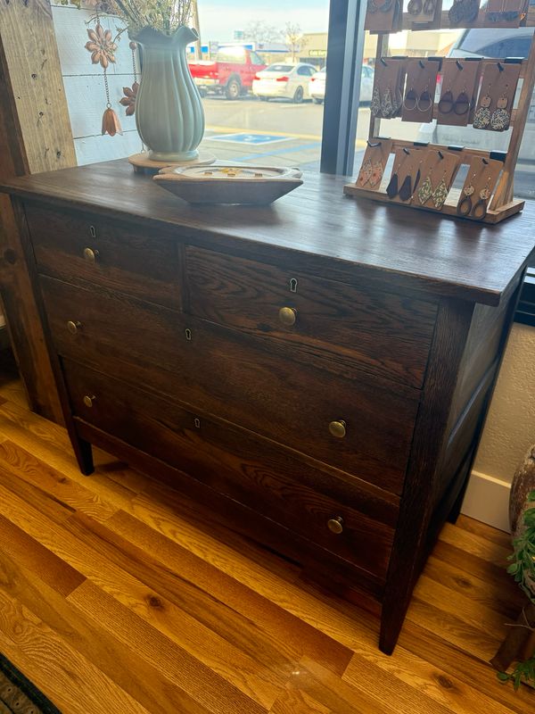 Wood 4 Drawer Dresser