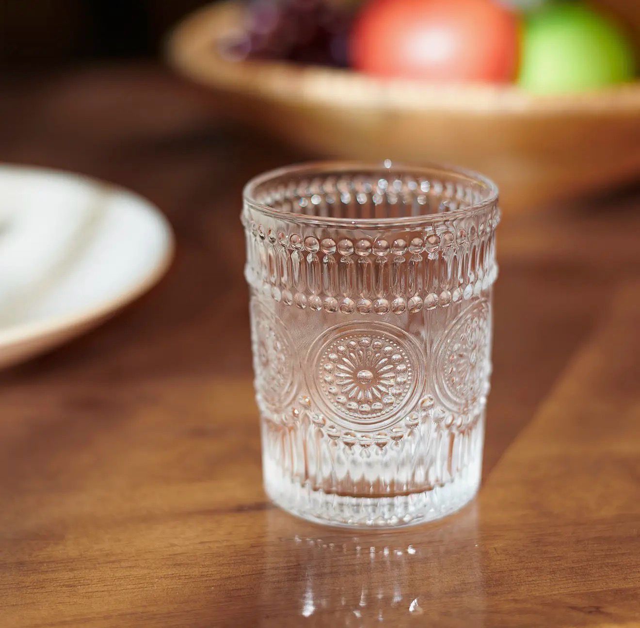 Small Medallion Vintage Drinking Glass