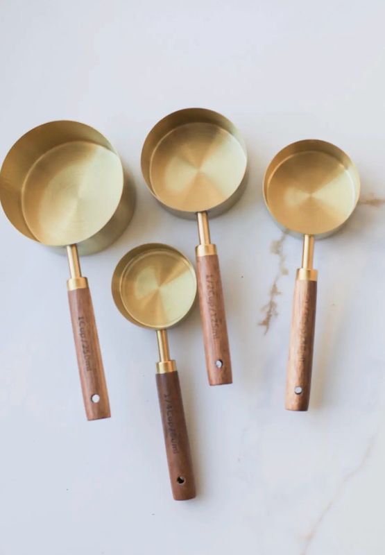 Wood Handle Measuring Set