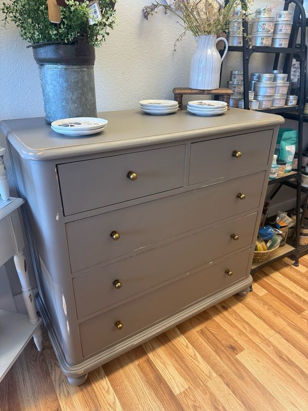 5 Drawer Dresser