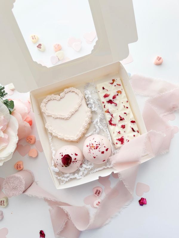 Rose Treat Box