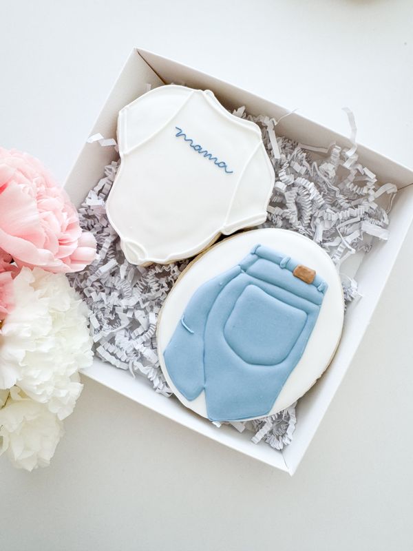 Mom Jeans Cookie Box