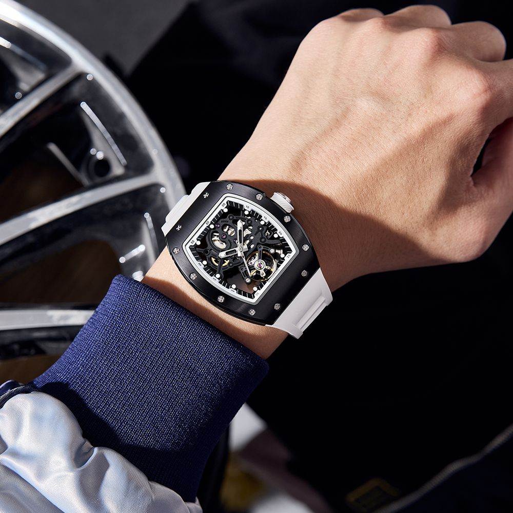 SKELETON 12 AUTOMATIC WHITE