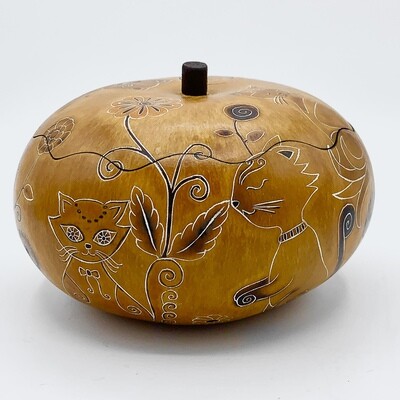 Decorative Gourd Box of Cats