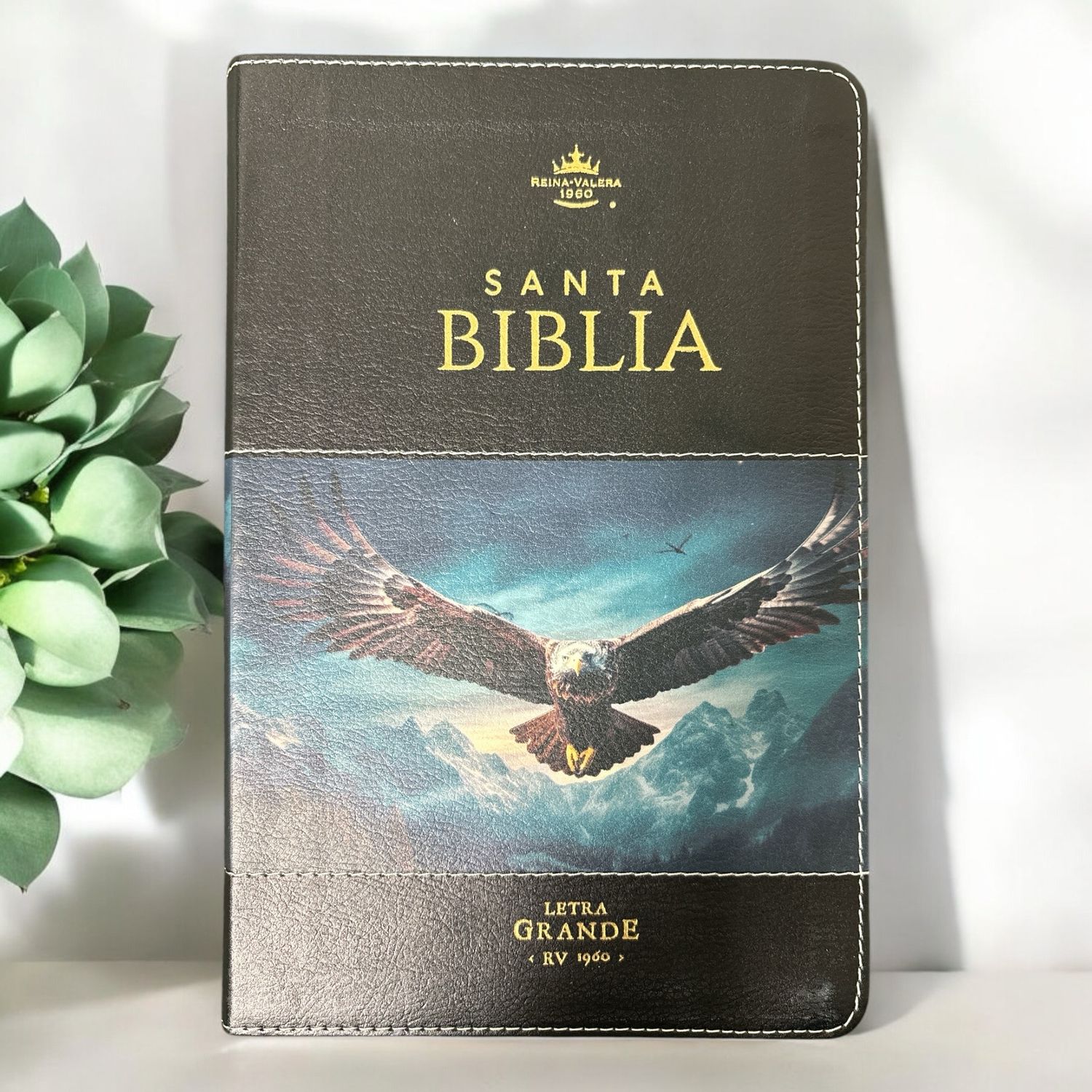 Biblia Águila Tamaño Manual 