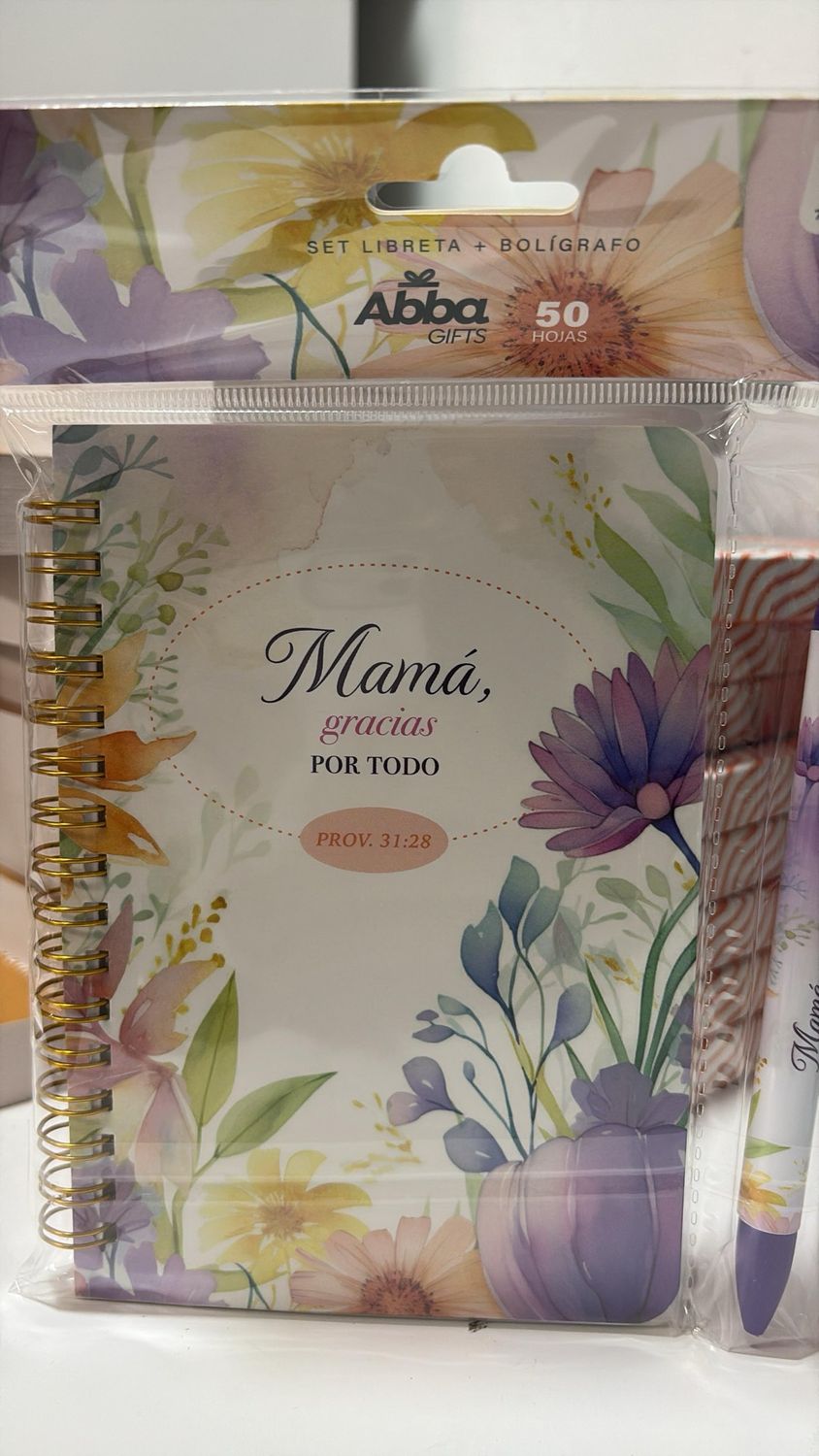 Libreta Gracias mamá 