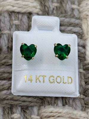 Cubic Zircoin Heart 6mm Stud Gold 14K