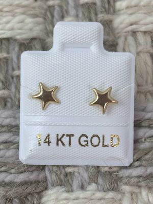 Star Studs Gold 14K