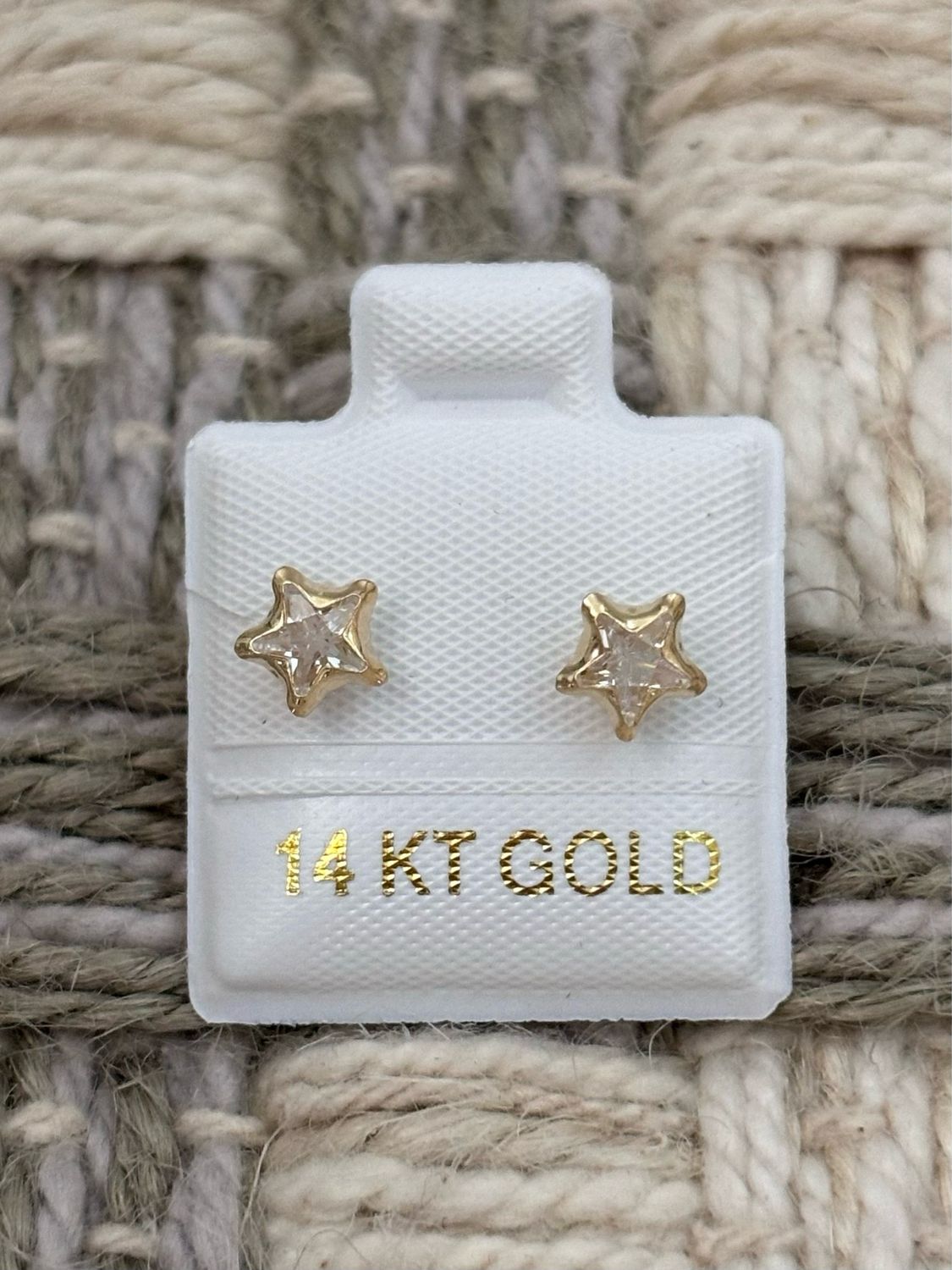 Bizel Star Zircoin 5mm Stud Gold 14K