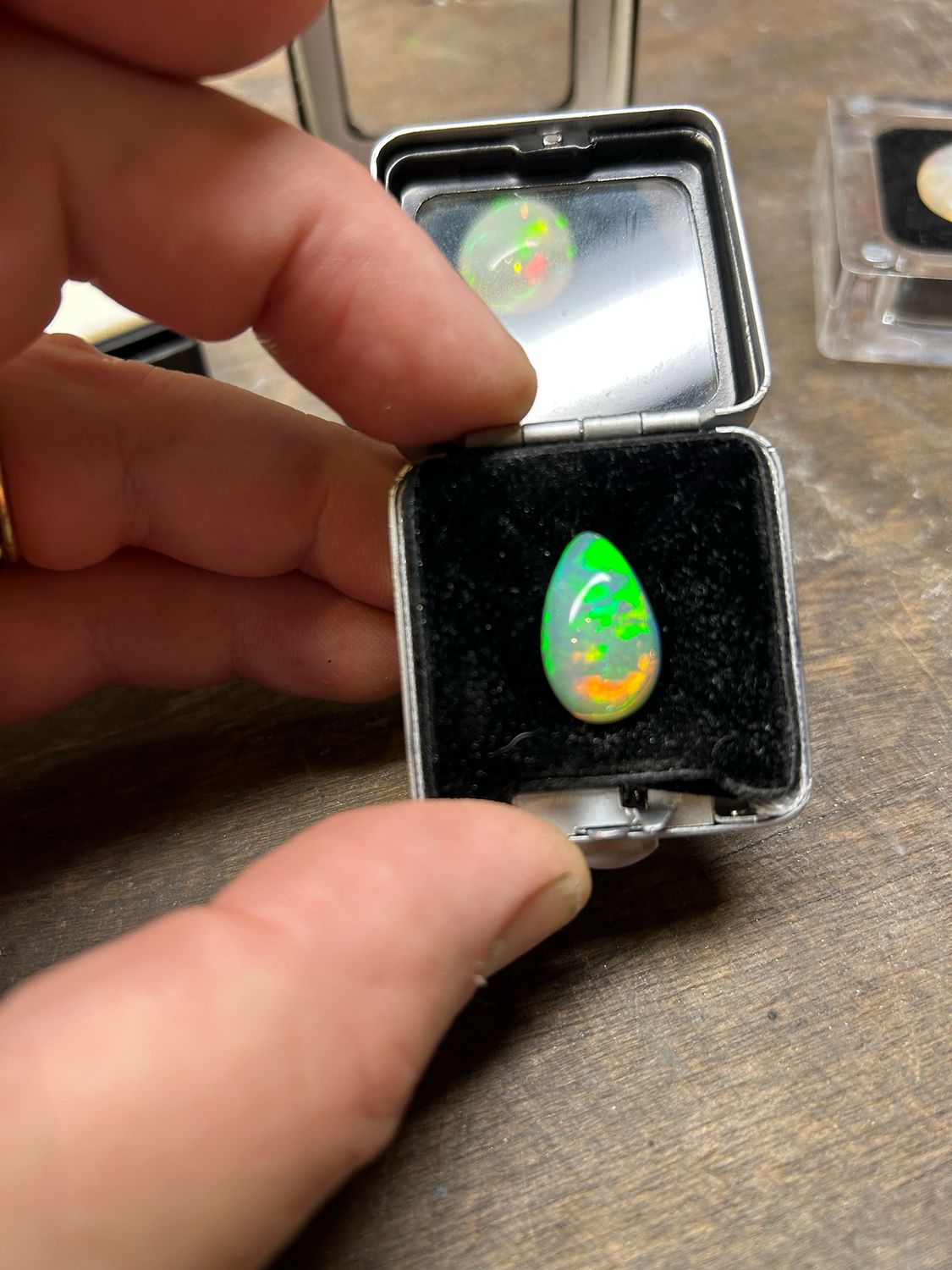 6.6ct Ethiopian Opal – 18×11mm (Pear Shape)