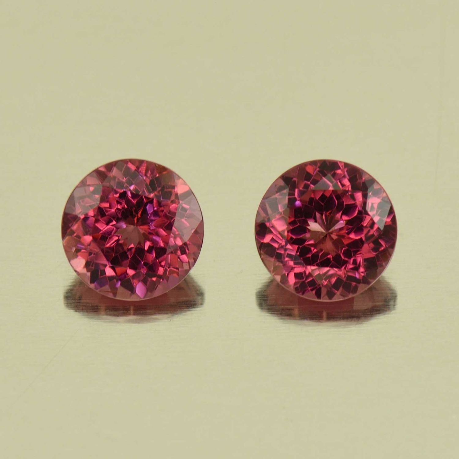 Umbalite Garnet – Round (Matched Pair)