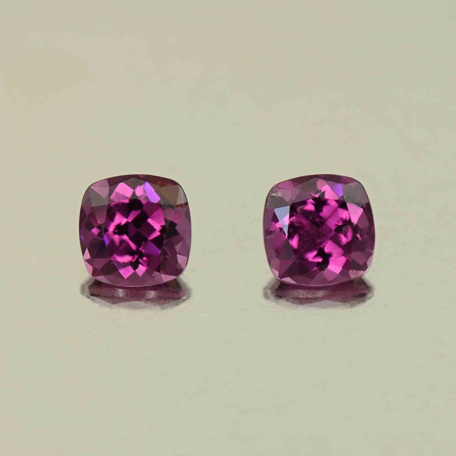 Purple Garnet – 1.07ct Square Cushion (PL984)