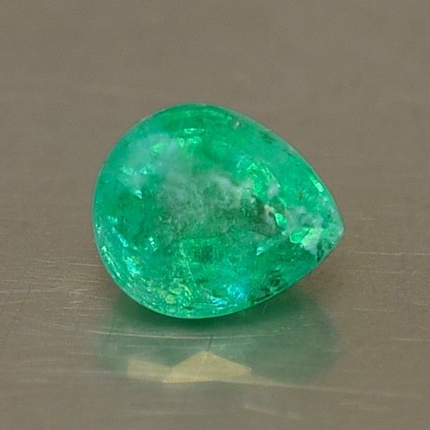Emerald – 1.57ct Pear Shape (EM122)