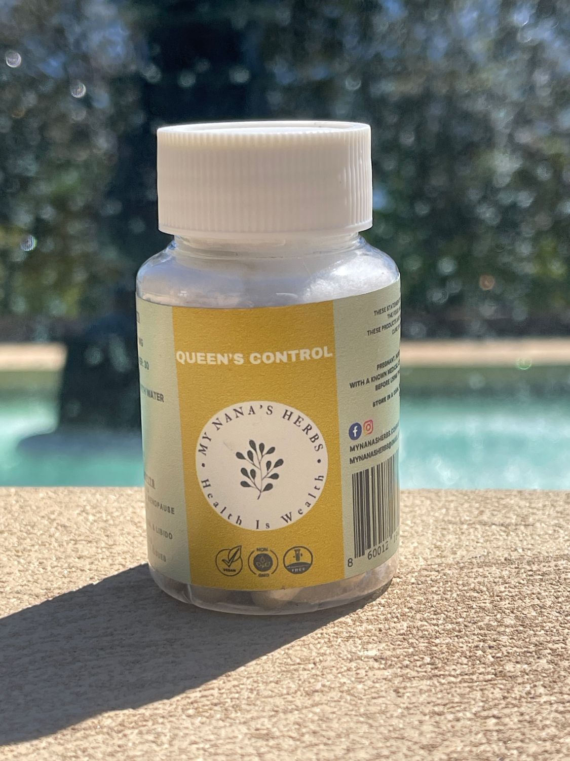 Reduces Menstrual, Perimenopause, &amp; Menopause Symptoms - Queen’s Control