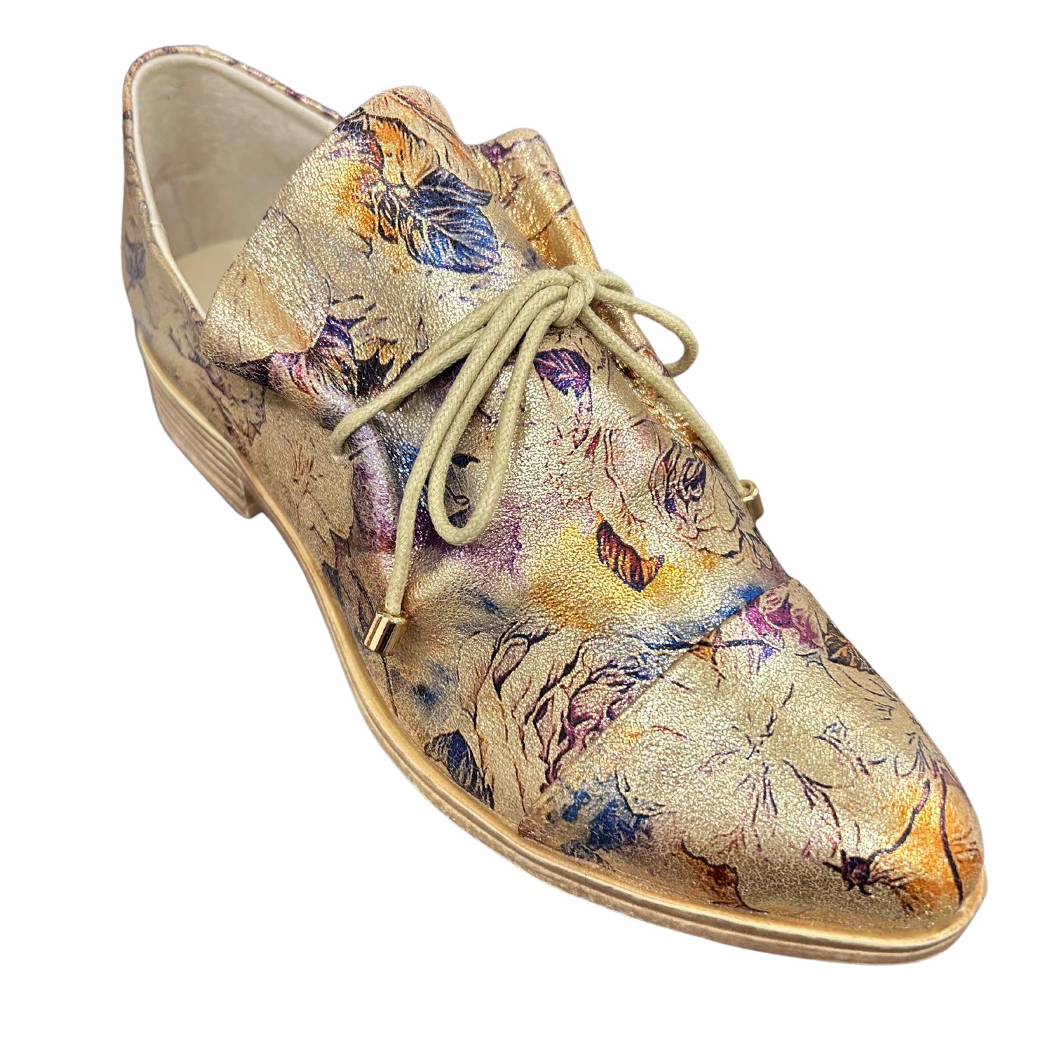 Angled front view of the Django &amp; Juliette Kotty in a gold vintage color.