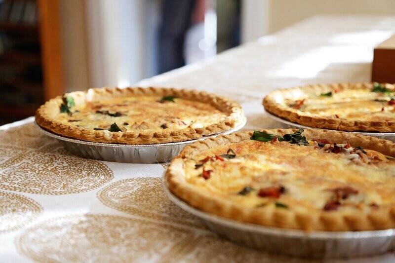 INDIAN CHICKEN PIES (Chicken fillet pieces and creamed corn in a light flaky pastry)