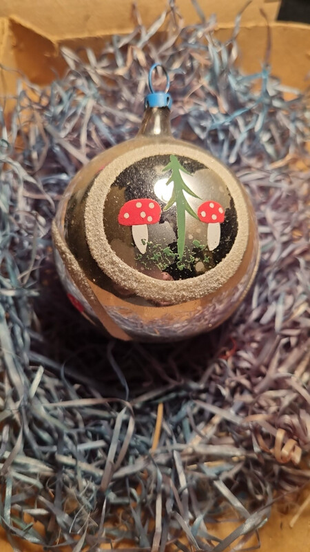 Bal Rondom Paddenstoelen / Jr 20,40 / 8cm