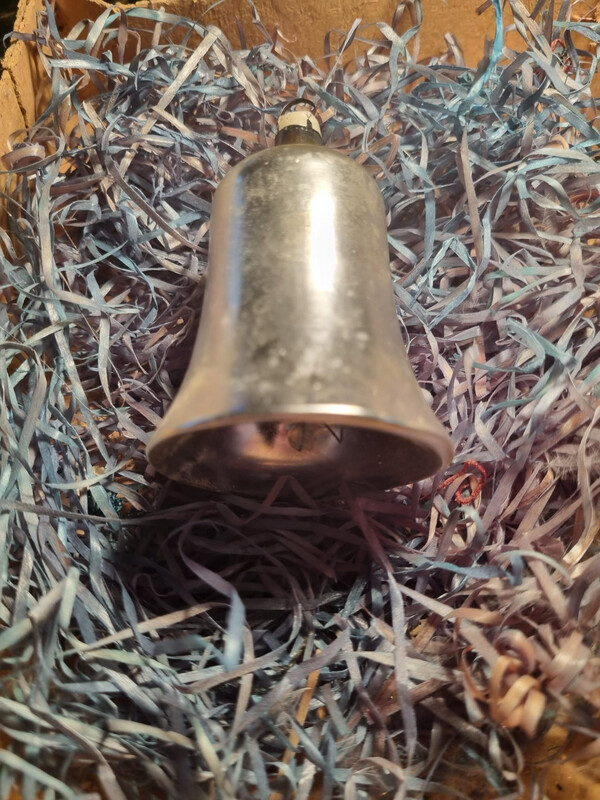 Kerstklokje met klepel, Zilver / Jr20,40 / 8cm
