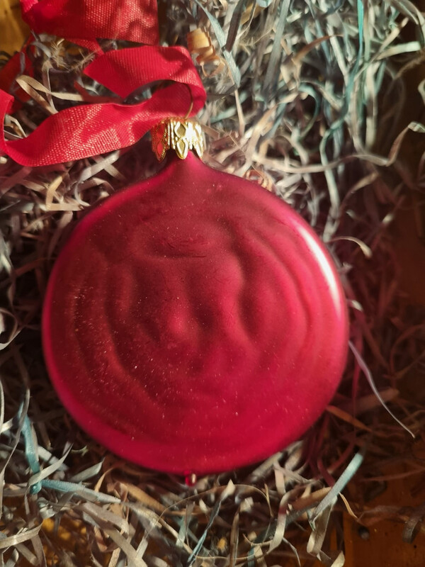 Platte kerstbal / Jr 70,80 / 8cm