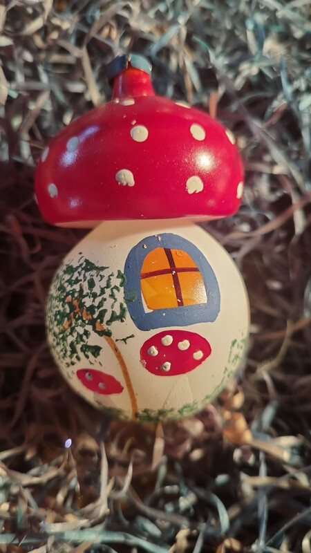 Paddestoel huisje / Jr 20 /  7,5cm