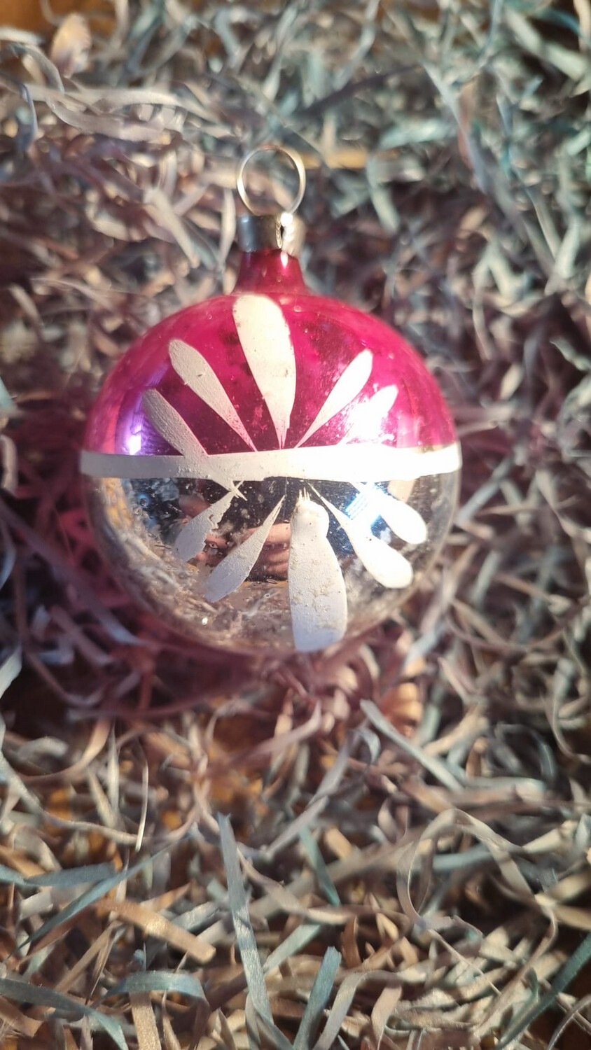 Kerstbal met bloem / Jr 20,40 /6,5cm