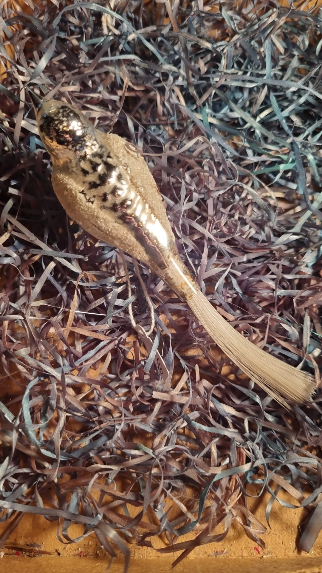 Vogel op knip / Jr 20,40 / 11cm