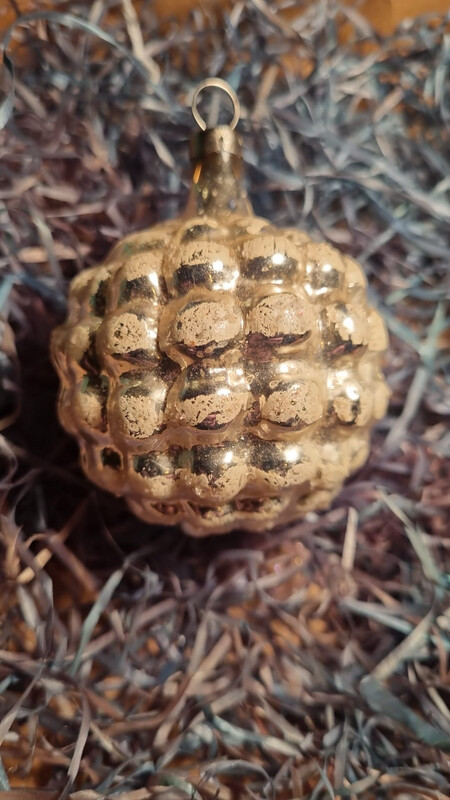Dennenappel / Jr 20 / 8cm