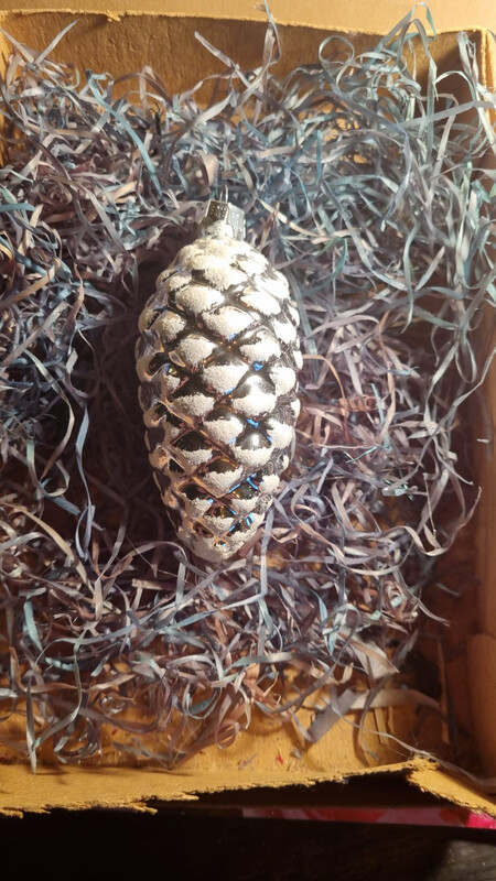 Dennenappel / Jr 70,80 / 10cm