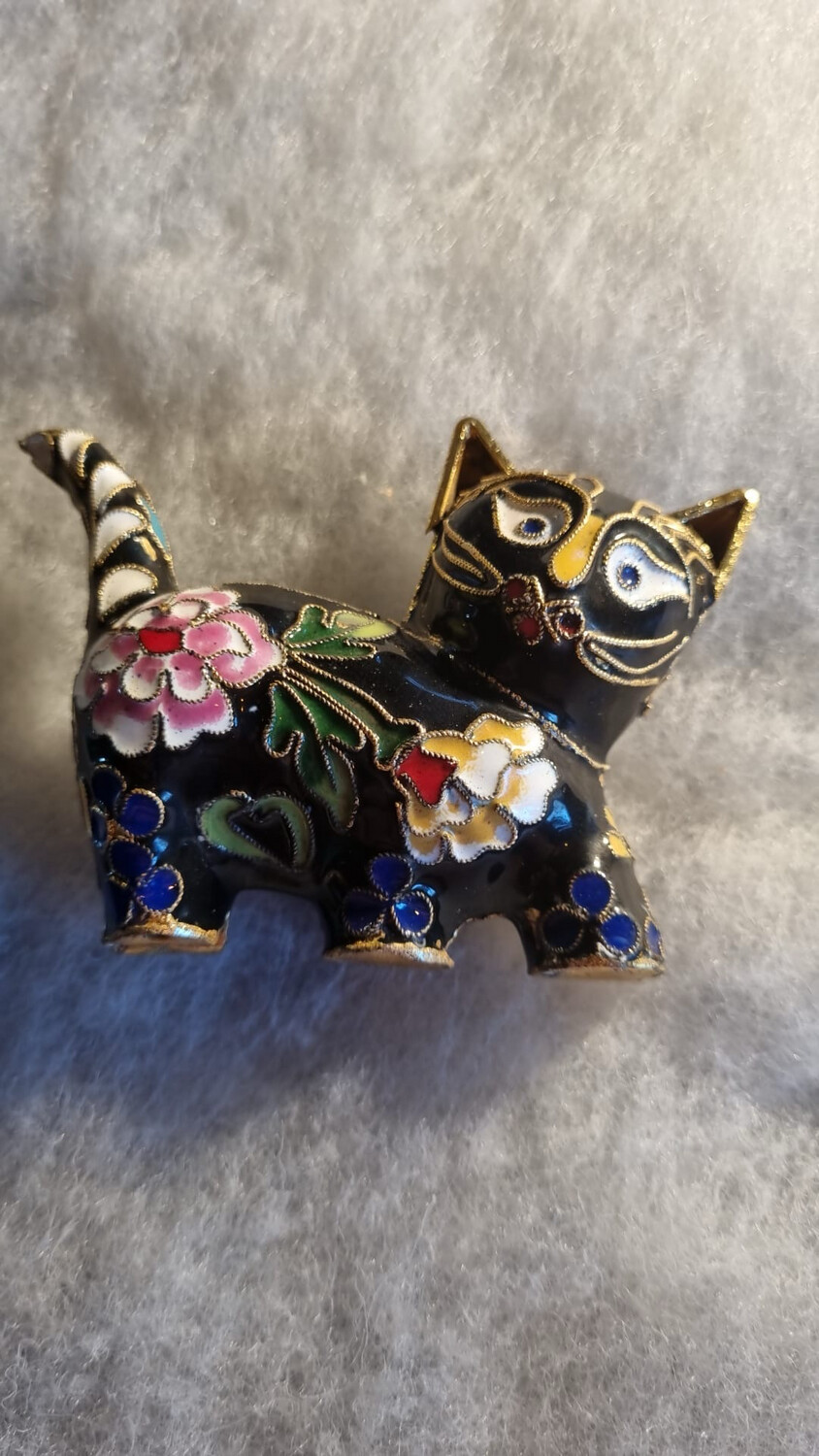 Unieke cloiesonne poes / 9,5cm