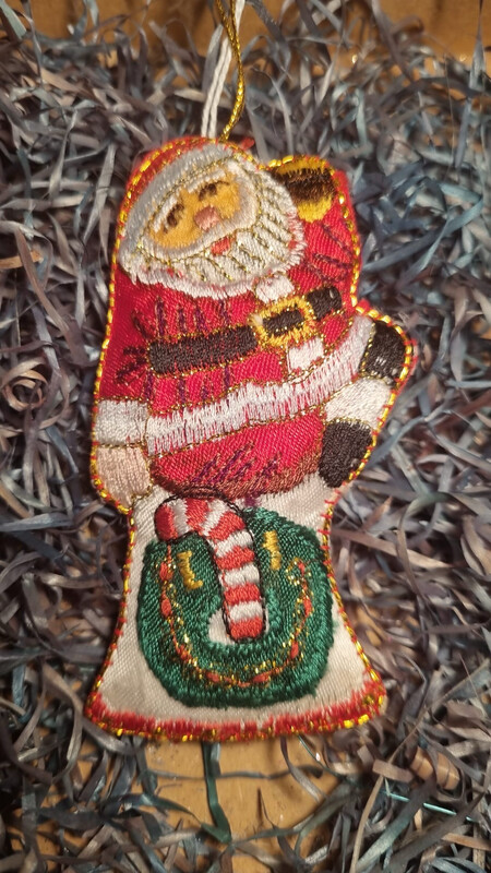 Kerstman stof / Jr 20,40 / 10cm