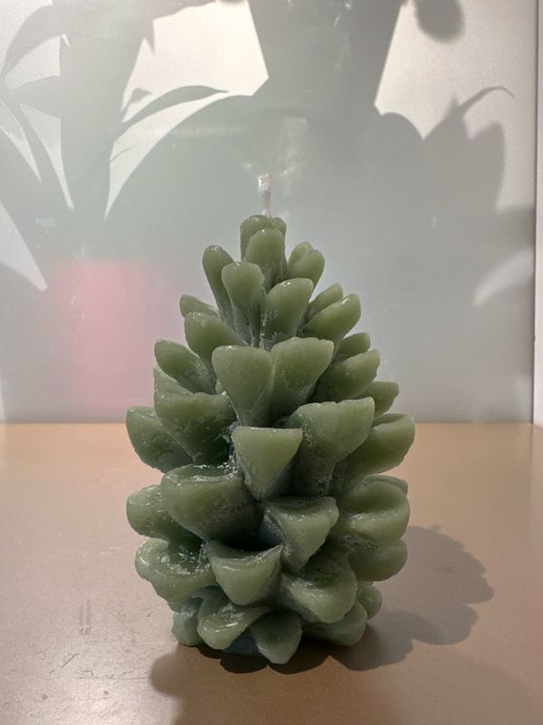 Dennenappel kaars Groen 12 cm