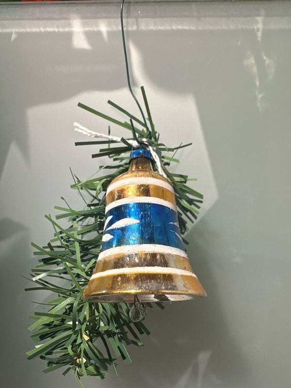 Kerstklokje glas / jr 30 / 6 cm