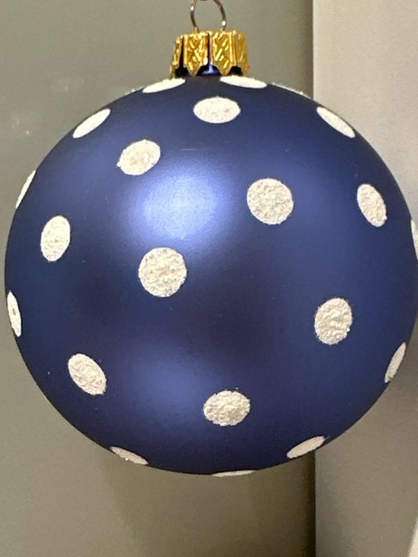 Blauwe bal witte stippen / 10 cm