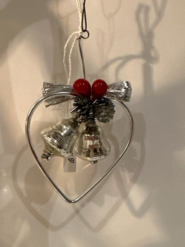 Hart met belletjes / Jr 30 / 9 cm