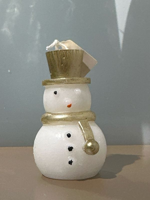 Sneeuwpop kaars / 8 cm