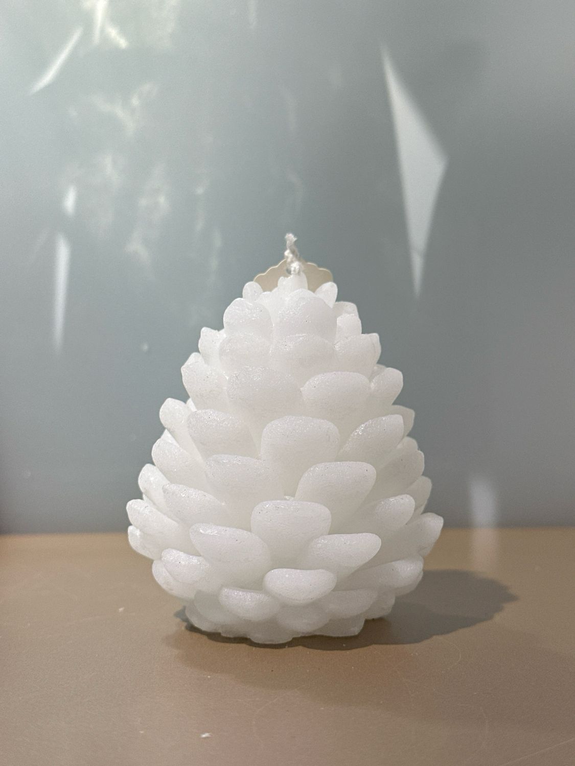 Dennenappel kaars / 9 cm