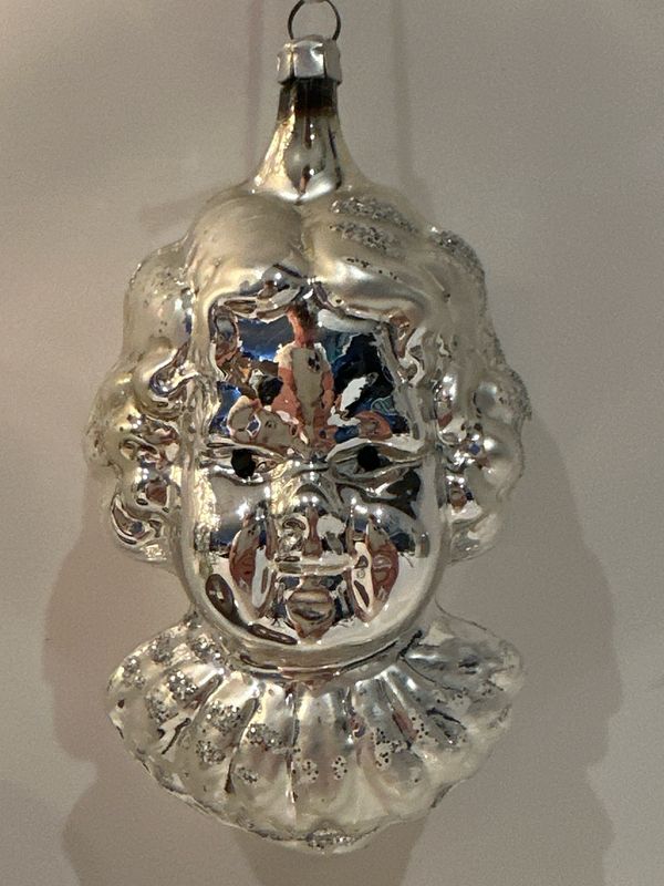 Gezicht / jr 60 / 12 cm