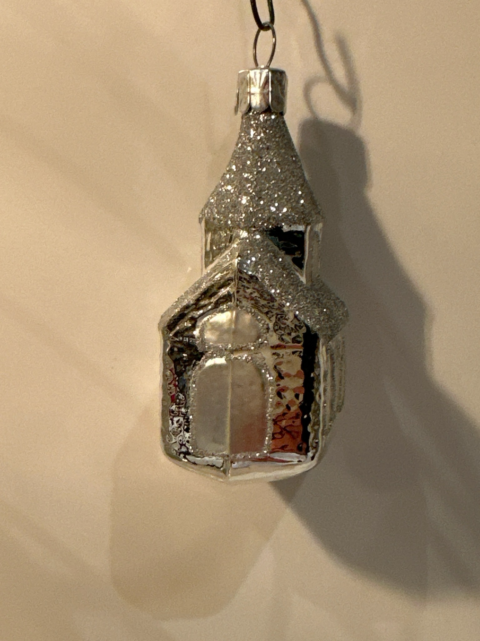 Zilveren kerkje / jr 70 / 9 cm